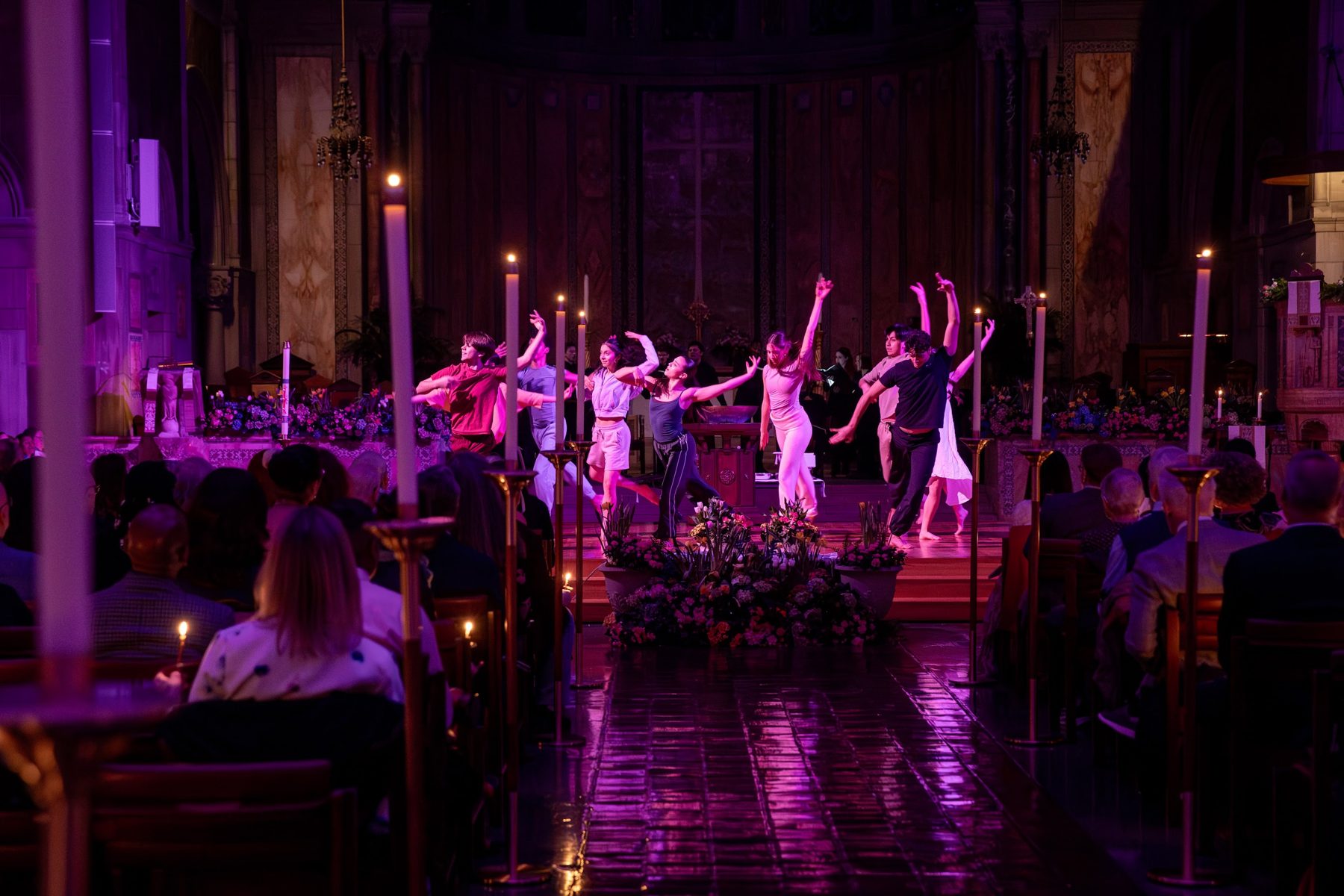 Dancers leading worship in the aisle